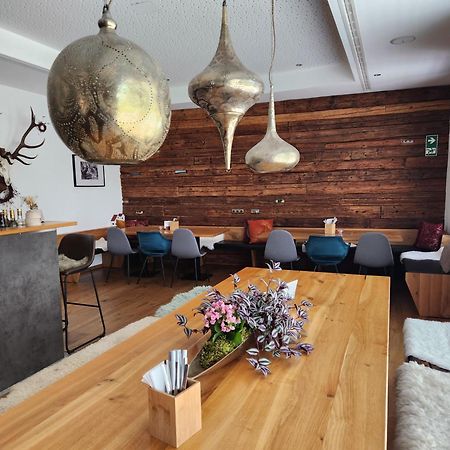 Familienfreundlich Im Naturpark Hassberge Mit Gehobener Gastronomie Kirchlauter Buitenkant foto